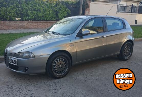 Autos - Alfa Romeo 147 2007 Nafta 200000Km - En Venta
