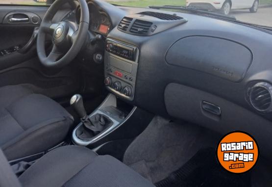 Autos - Alfa Romeo 147 2007 Nafta 200000Km - En Venta