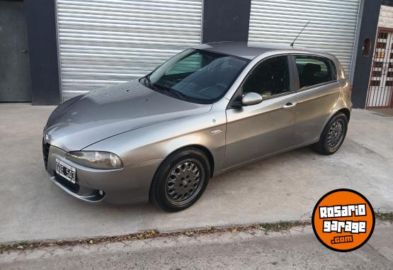 Autos - Alfa Romeo 147 2007 Nafta 200000Km - En Venta