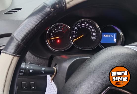 Utilitarios - Renault Kangoo 2019 GNC 300000Km - En Venta