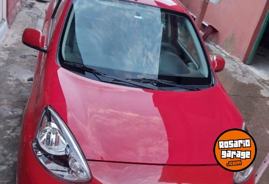 Autos - Nissan March 2014 Nafta 85000Km - En Venta