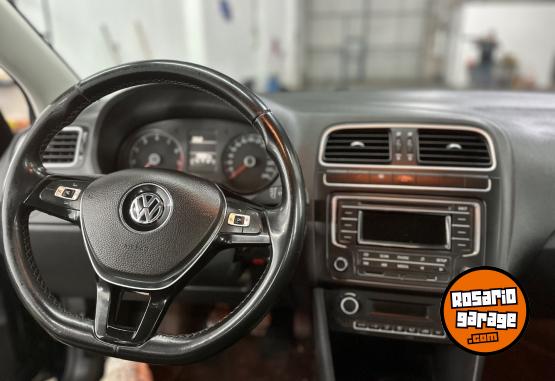 Autos - Volkswagen Polo comfortline 2016 Nafta 130000Km - En Venta