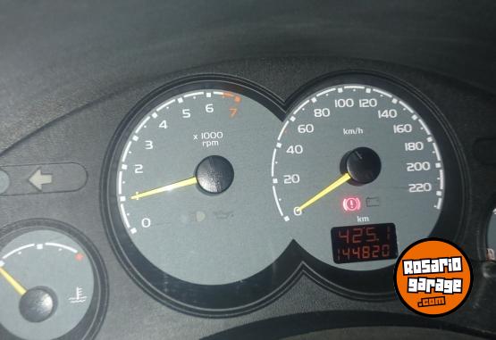 Autos - Chevrolet Corsa 3p 2007 Nafta 144000Km - En Venta