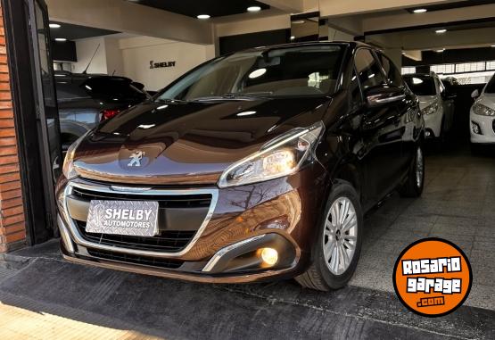 Autos - Peugeot 208 2019 Nafta 60000Km - En Venta