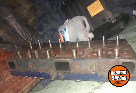 Accesorios para Autos - Vendo tapa cilindros perkins potenciado 4 ..usada buen estado - En Venta