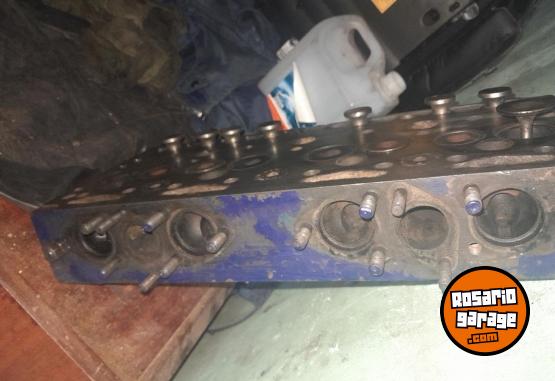 Accesorios para Autos - Vendo tapa cilindros perkins potenciado 4 ..usada buen estado - En Venta