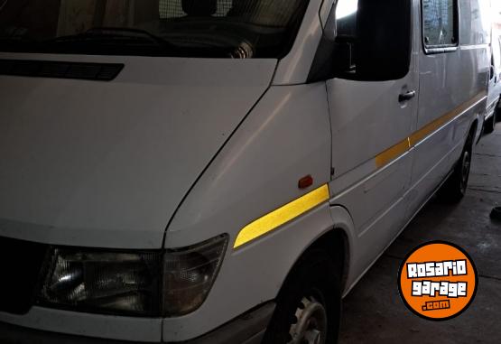 Utilitarios - Mercedes Benz Sprinter 2001 Diesel 111111Km - En Venta