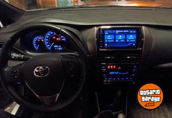 Autos - Toyota Yaris XLS 2022 Nafta 51000Km - En Venta
