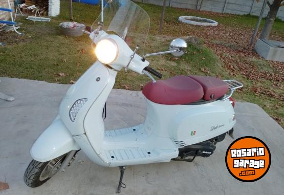 Motos - Motomel Strato 150cc 2020 Nafta 1000Km - En Venta