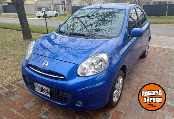 Autos - Nissan March Acenta 2014 Nafta 64000Km - En Venta