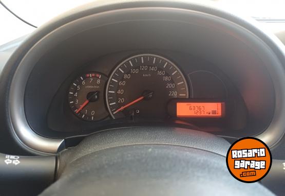 Autos - Nissan March Acenta 2014 Nafta 64000Km - En Venta