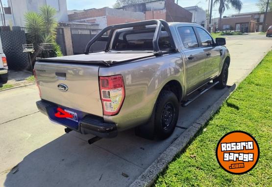 Camionetas - Ford Ranger 4x2 nafta 2013 GNC 180000Km - En Venta