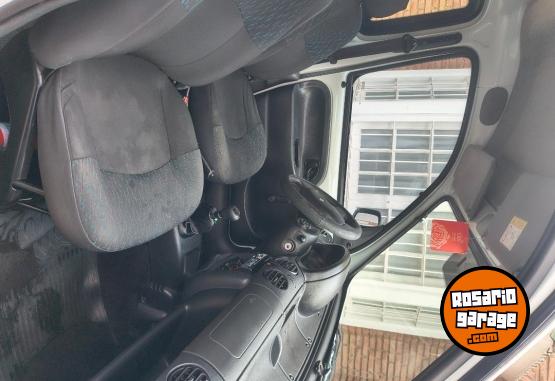 Utilitarios - Renault Kangoo 2017 Nafta 184842Km - En Venta