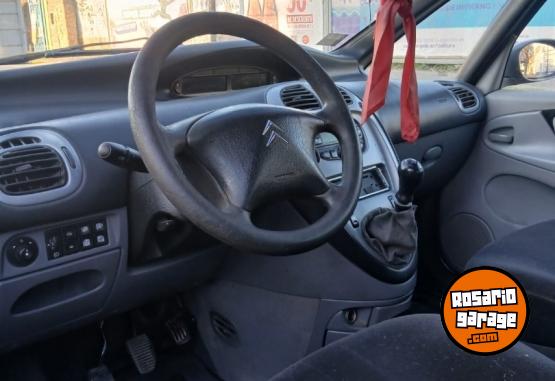 Autos - Citroen Xsara picasso 2004 Nafta 111111Km - En Venta