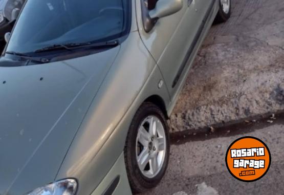 Autos - Renault Megane 1.6 16v 2004 GNC 360000Km - En Venta
