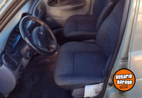 Autos - Renault Megane 1.6 16v 2004 GNC 360000Km - En Venta
