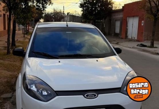 Autos - Ford FIESTA 5 PUERTAS 2011 Nafta 84000Km - En Venta