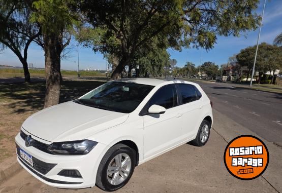 Autos - Volkswagen Polo 2021 Nafta 130000Km - En Venta