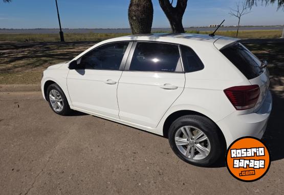 Autos - Volkswagen Polo 2021 Nafta 130000Km - En Venta