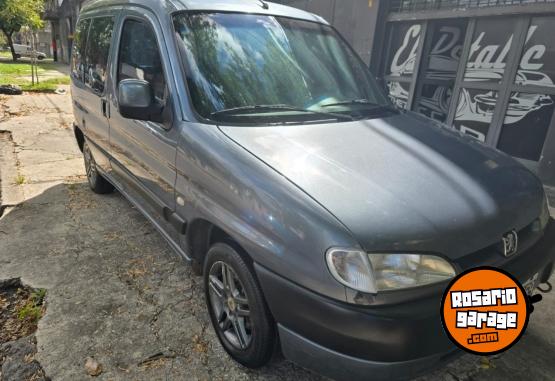 Utilitarios - Peugeot Partner patagónica 2009 Diesel 1Km - En Venta