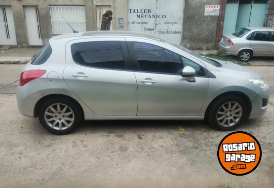 Autos - Peugeot 308 2014 Nafta 135000Km - En Venta