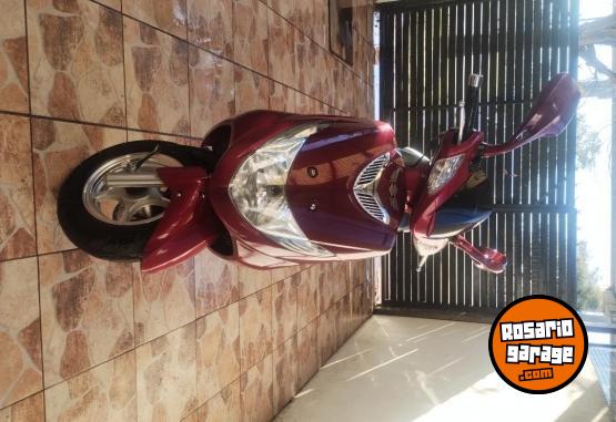 Motos - Suzuki An 125 2015 Nafta 25000Km - En Venta