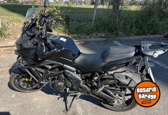 Motos - Kawasaki VERSYS 650 BLACK 2023 Nafta 12000Km - En Venta