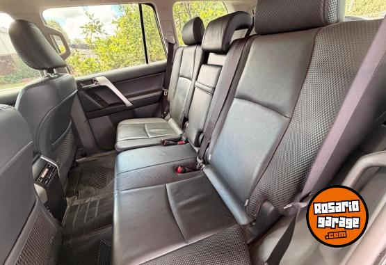 Camionetas - Toyota Toyota land cruiser vx 2012 Nafta 165000Km - En Venta