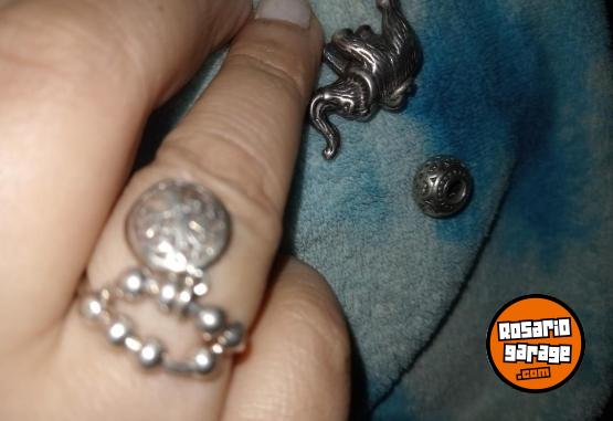 Indumentaria - Liquido lote plata x 20 mil Z Sur - En Venta