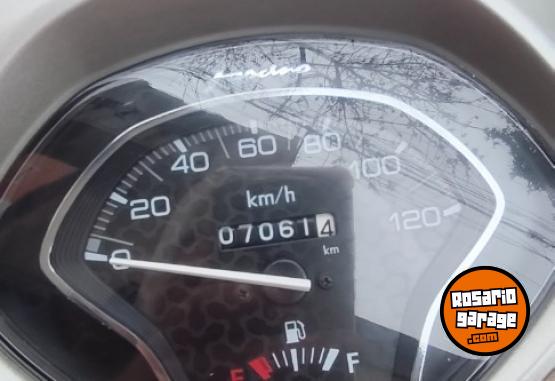Motos - Yamaha Fascino 2022 Nafta 7000Km - En Venta