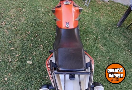 Motos - Yamaha YBR z 2021 Nafta 25000Km - En Venta