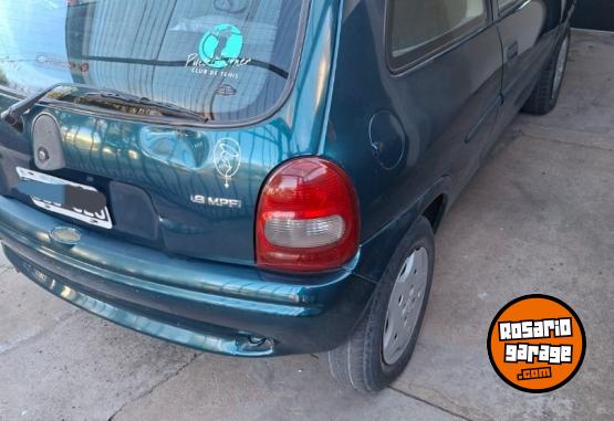 Autos - Chevrolet Corsa 2000 Nafta 230000Km - En Venta