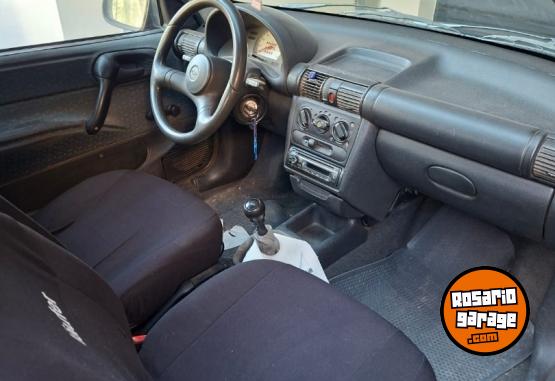Autos - Chevrolet Corsa 2000 Nafta 230000Km - En Venta