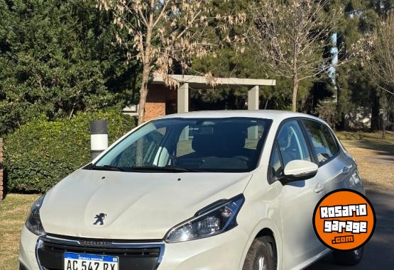 Autos - Peugeot 208 Allure 2018 Nafta 79000Km - En Venta