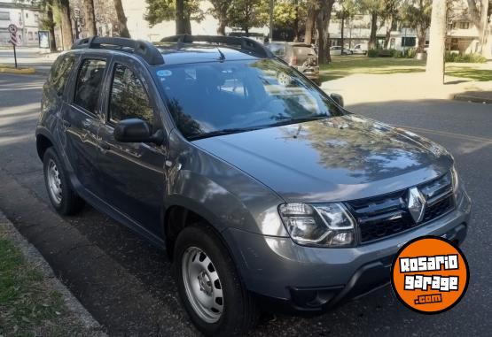 Autos - Renault Duster 2017 GNC 110000Km - En Venta