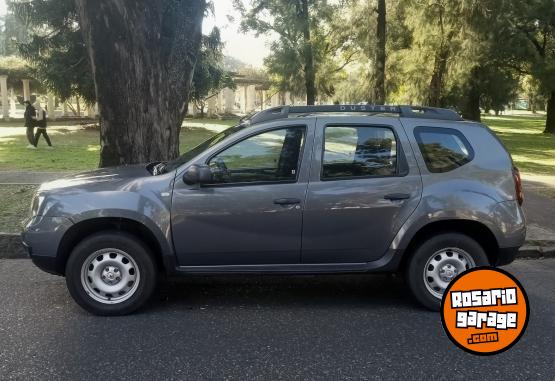 Autos - Renault Duster 2017 GNC 110000Km - En Venta