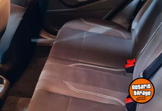 Autos - Ford FIESTA KINETIC 2017 Nafta 112000Km - En Venta