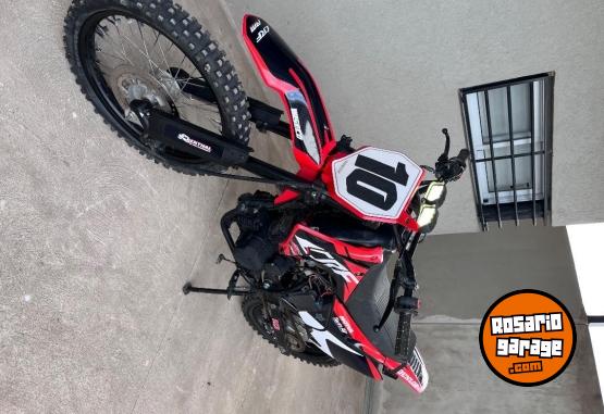 Motos - Motomel Skua 250cc 2012 Nafta 1Km - En Venta