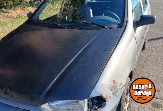 Autos - Fiat Palio 2000 Nafta 200000Km - En Venta
