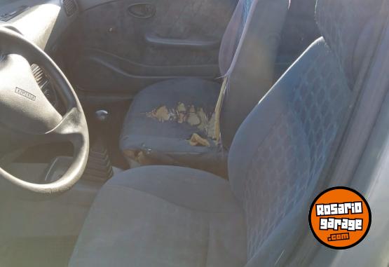 Autos - Fiat Palio 2000 Nafta 200000Km - En Venta
