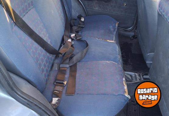 Autos - Fiat Palio 2000 Nafta 200000Km - En Venta