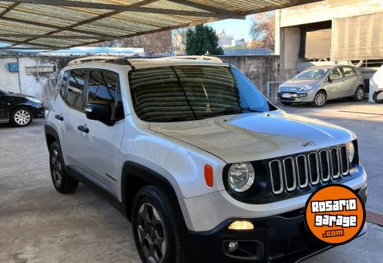 Camionetas - Jeep Renegade 2016 Nafta 72000Km - En Venta