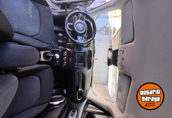Camionetas - Jeep Renegade 2016 Nafta 72000Km - En Venta