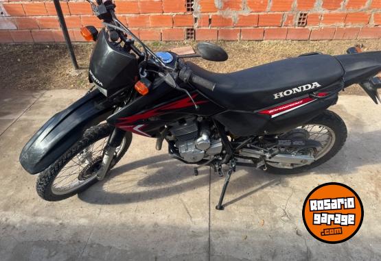 Motos - Honda Tornado 2019 Nafta 23000Km - En Venta