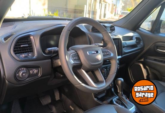 Camionetas - Jeep Renegade 2024 Nafta 26500Km - En Venta