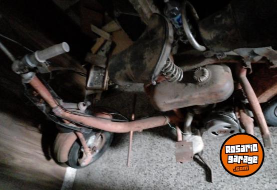 Clásicos - Lote De Motos Clásicas Para Restaurar O Repuestos (Vespa, Siam, Puma Con Carro) – - En Venta