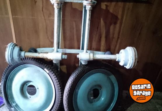 Clásicos - Lote De Motos Clásicas Para Restaurar O Repuestos (Vespa, Siam, Puma Con Carro) – - En Venta