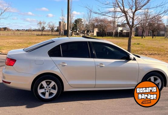 Autos - Volkswagen Vento 2011 Nafta 118000Km - En Venta