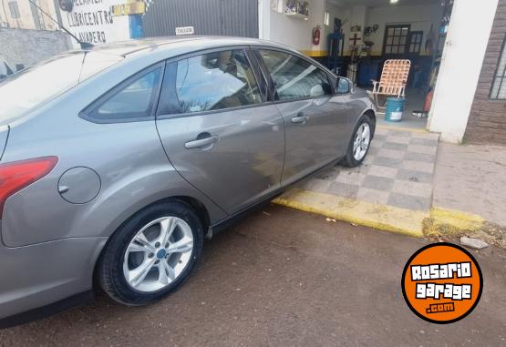 Autos - Ford Focus 2014 Nafta 230000Km - En Venta