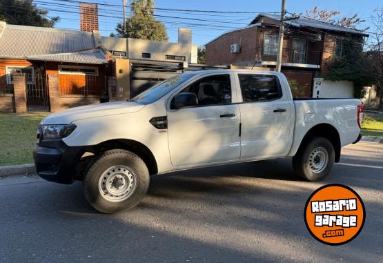 Camionetas - Ford Ranger 2023 Diesel 75000Km - En Venta
